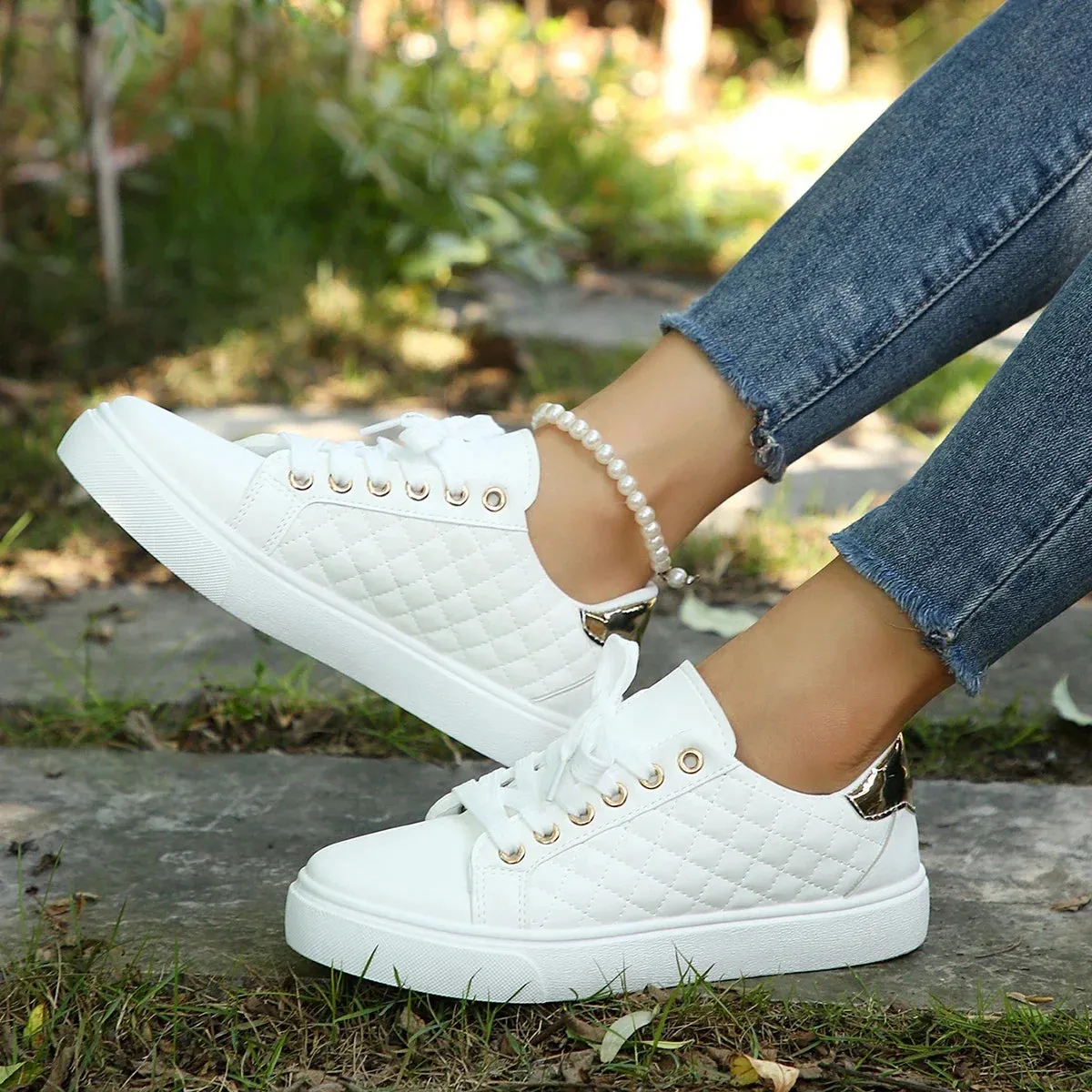Elegant and detailed supportive Loafers