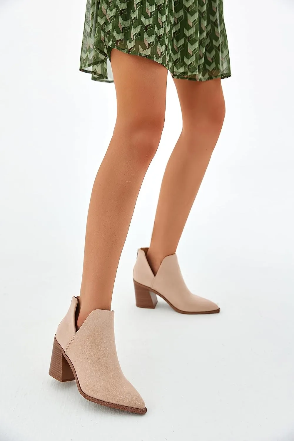 FISACE Womens Pointed Toe Stacked Mid Heel Ankle Boots V Cut Back Zipper Faux Leather Booties