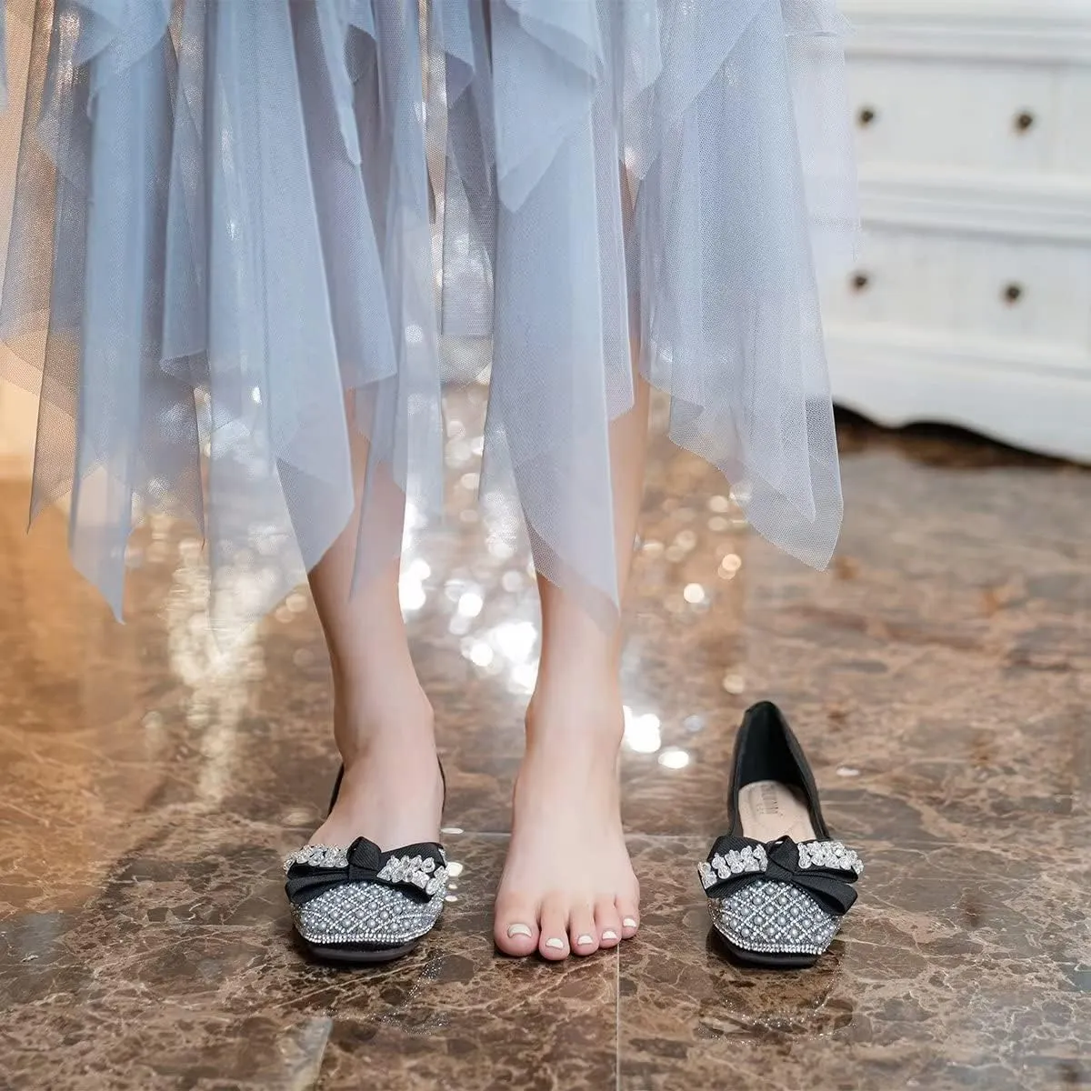 Hee grand Women Square Toe Crystals Shoes Glittering Rhinestone Wedding Dress Shoes Fashion Bridesmaid Shoes