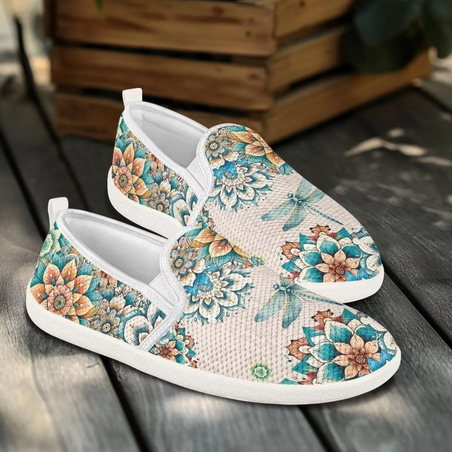 JoyLamoria Shark Sneakers Causal Walking Shoes Women Slip on Mesh Shoes Comfort Low Top Trainer Tennis Shoe for Work Nurse Travel