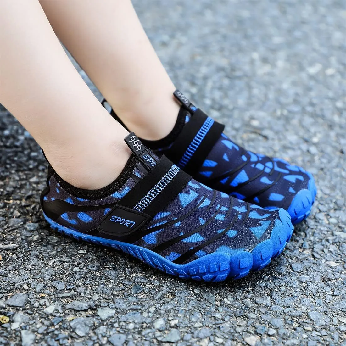 Kids Water Shoes Quick Dry Barefoot Aqua Sport Shoes Boys Girls Lightweight Sneakers Beach Swim Pool Shoes