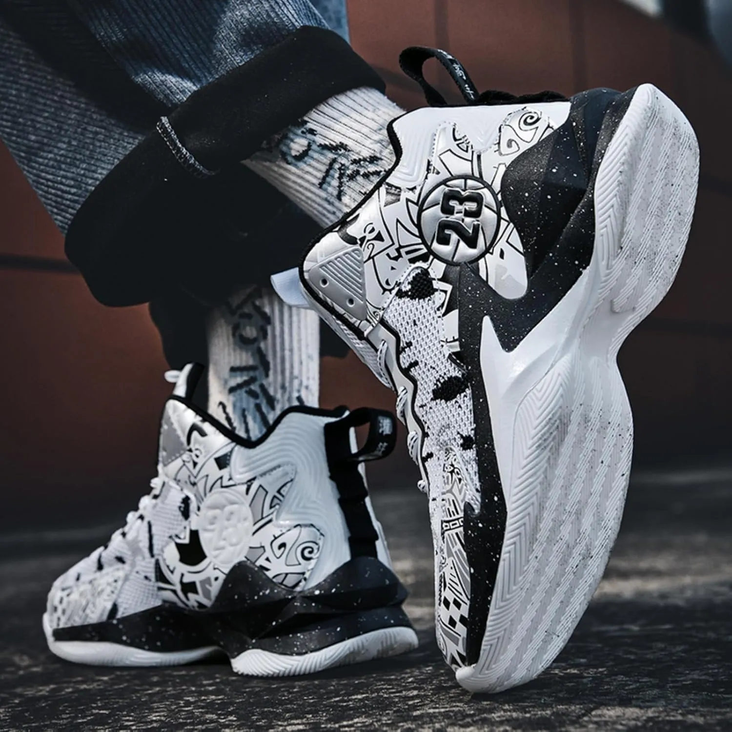 Mens Breathable Lace Up Fashion Basketball Shoes Soft High Top Running Shoes Classical Non-Slip Train Sport Sneakers