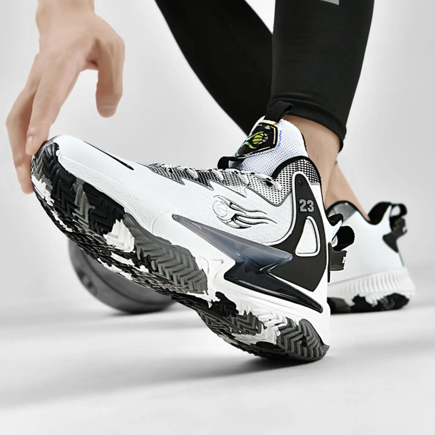 Men's Breathable Mesh Lace Up Basketball Shoes Lightweight Comfortable Running Shoes Gym Sports Tennis Walking Jogging Volleyball Sneakers