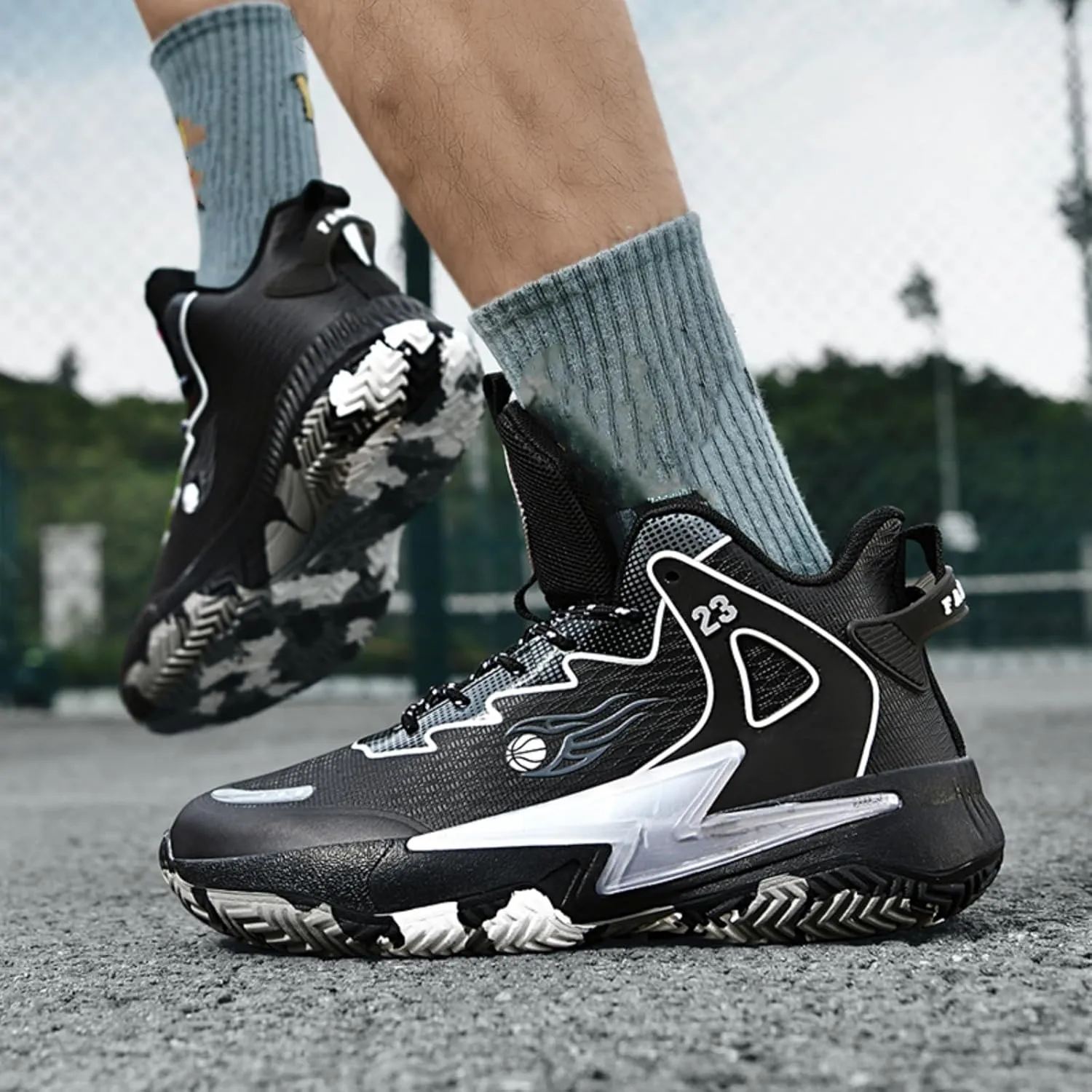 Men's Breathable Mesh Lace Up Basketball Shoes Lightweight Comfortable Running Shoes Gym Sports Tennis Walking Jogging Volleyball Sneakers