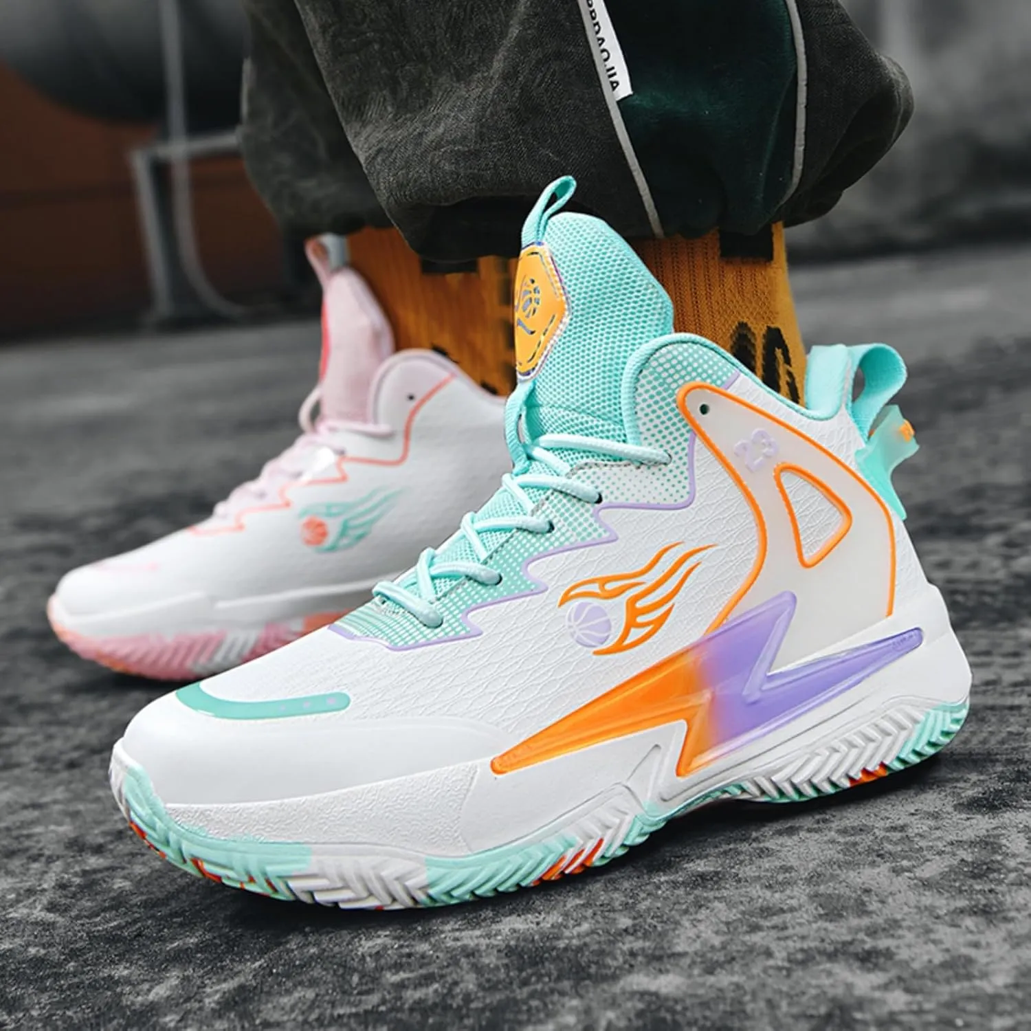 Men's Breathable Mesh Lace Up Basketball Shoes Lightweight Comfortable Running Shoes Gym Sports Tennis Walking Jogging Volleyball Sneakers