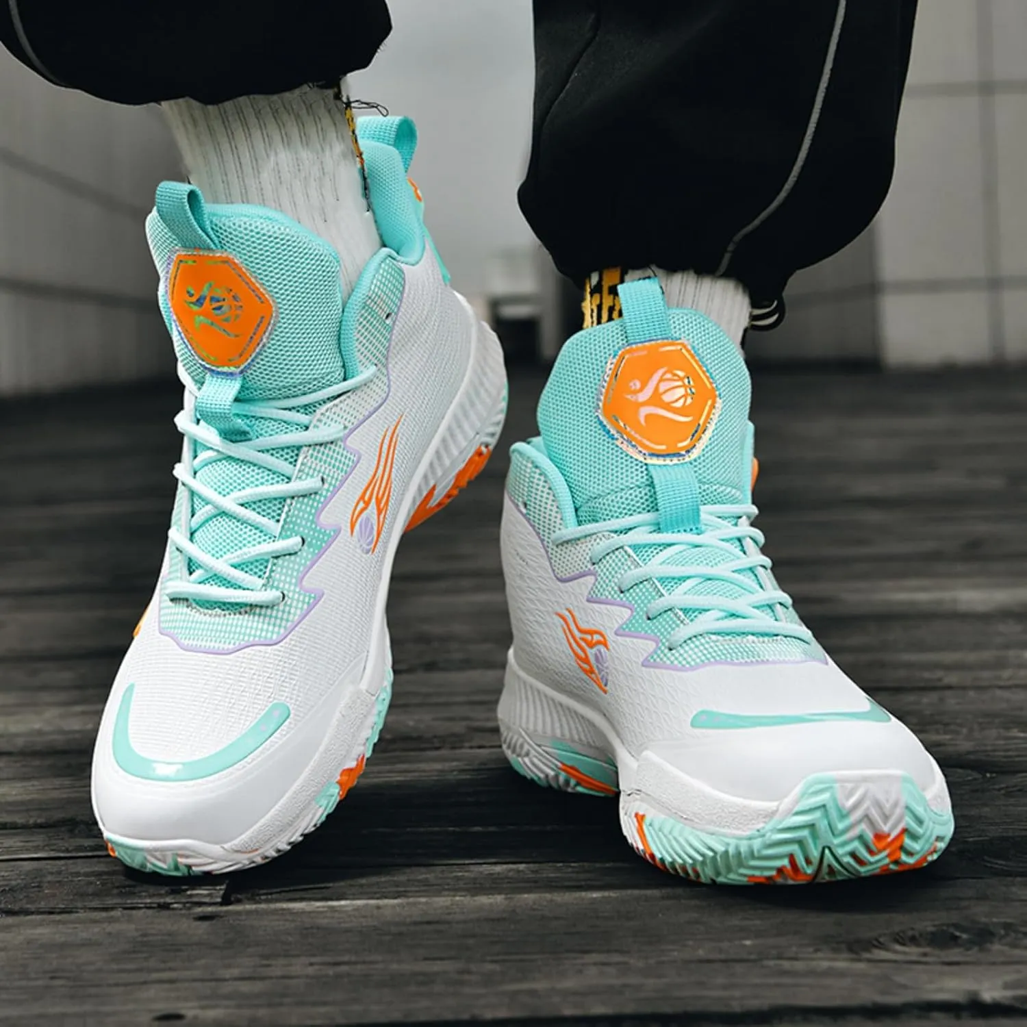 Men's Breathable Mesh Lace Up Basketball Shoes Lightweight Comfortable Running Shoes Gym Sports Tennis Walking Jogging Volleyball Sneakers