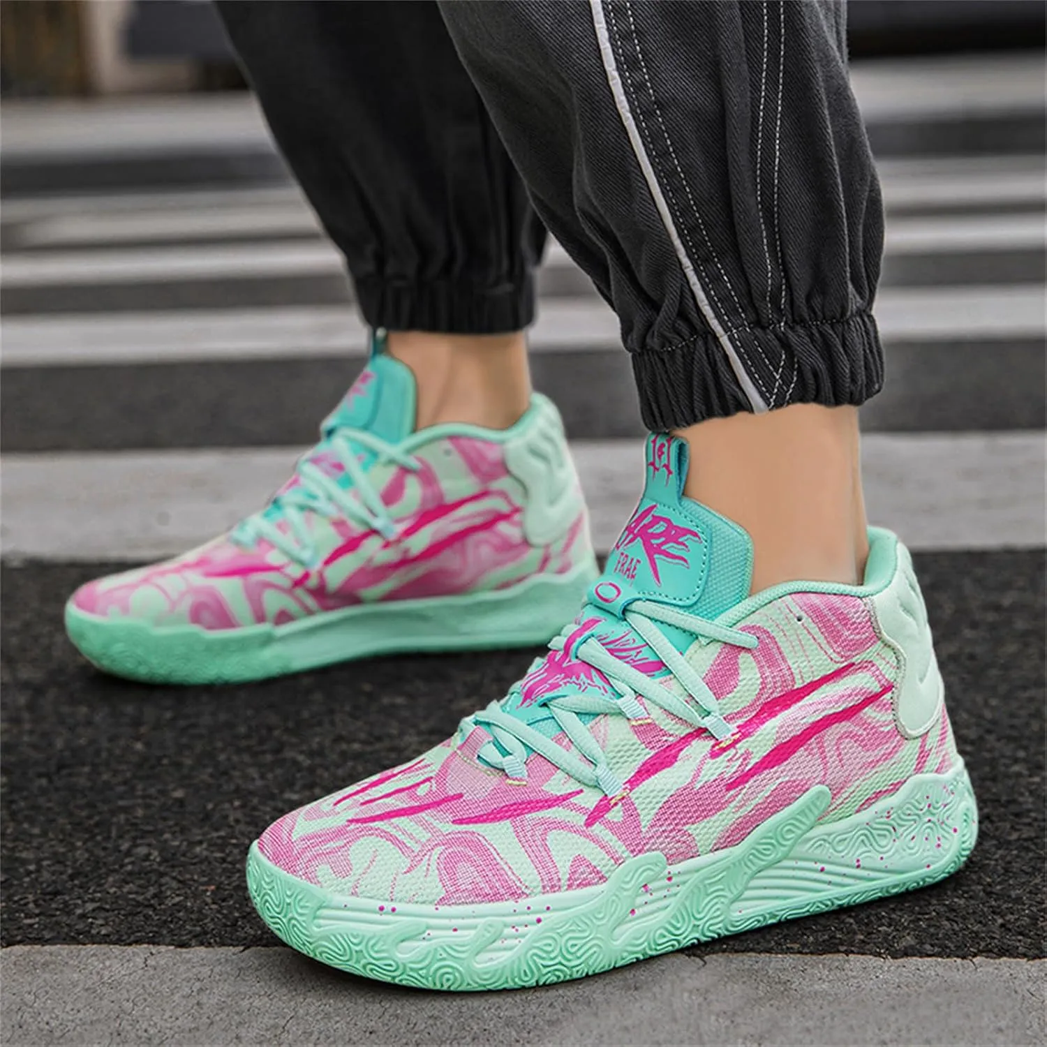 Men's Fashion High Top Lace Up Basketball Shoes Lightweight Non Slip Casual Outdoor Sneakers for Tennis Walking Volleyball
