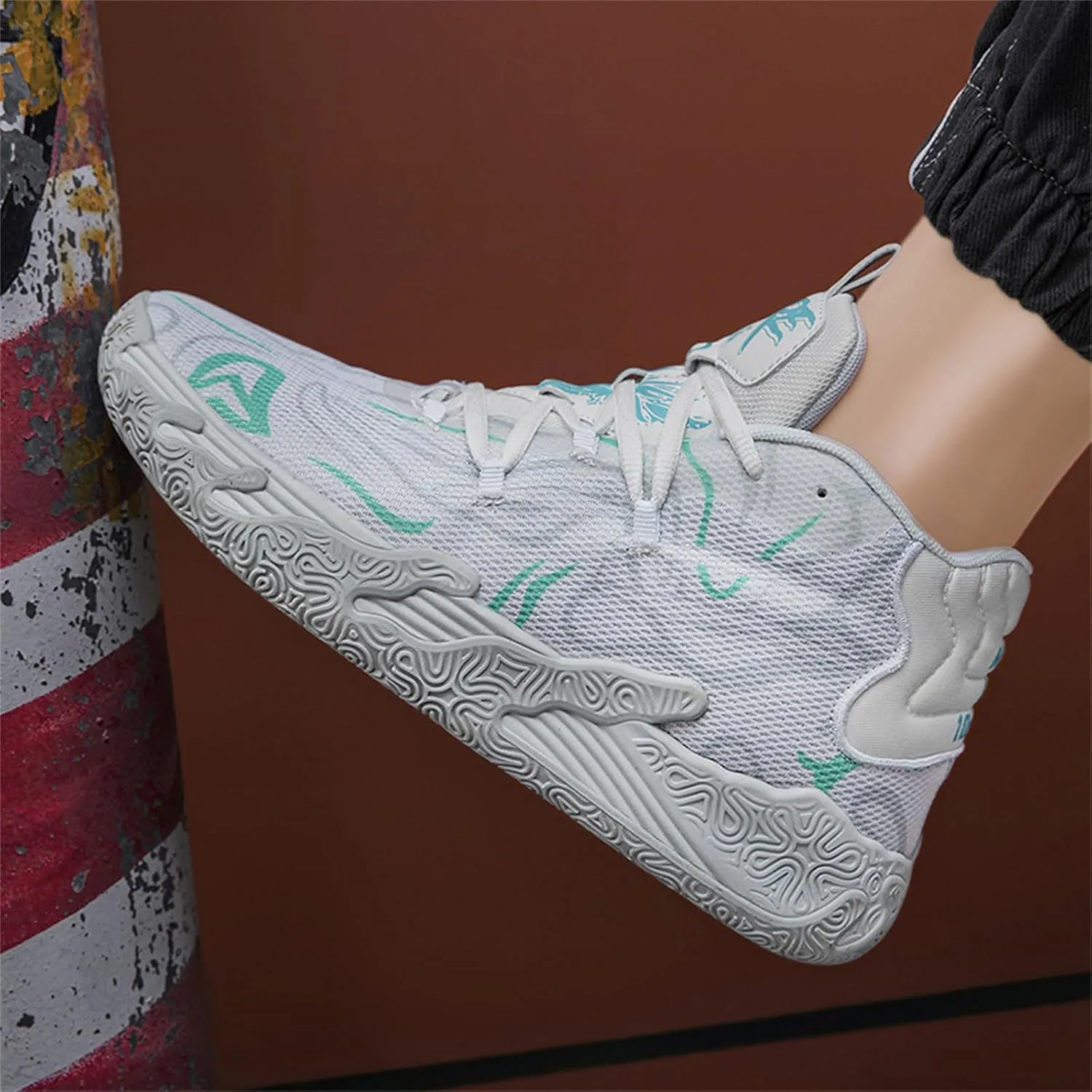 Men's Lace Up High Top Basketball Shoes Chinese Style Breathable Non Slip Outdoor Sneakers Cushioning Workout Shoes for Fitness Training Athletic