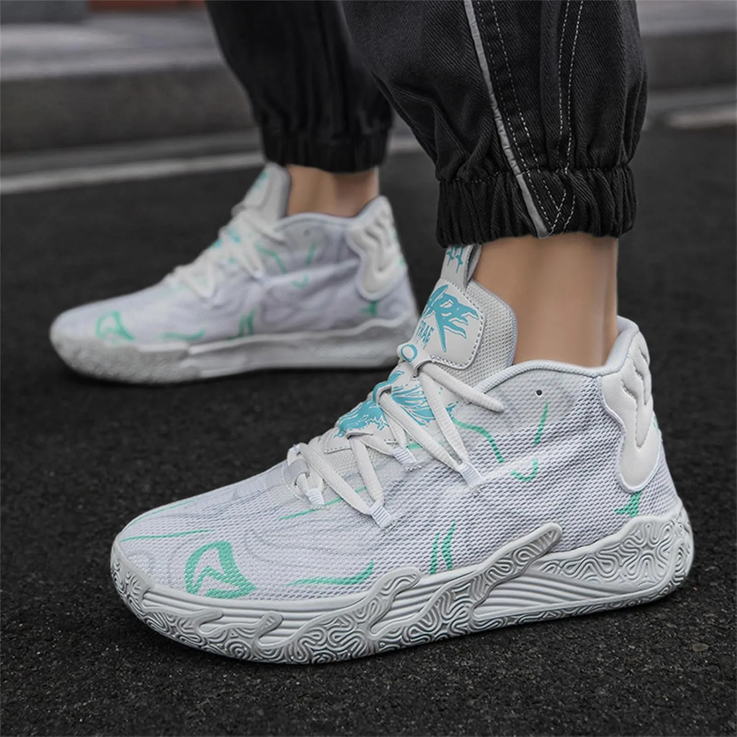 Men's Lace Up High Top Basketball Shoes Chinese Style Breathable Non Slip Outdoor Sneakers Cushioning Workout Shoes for Fitness Training Athletic