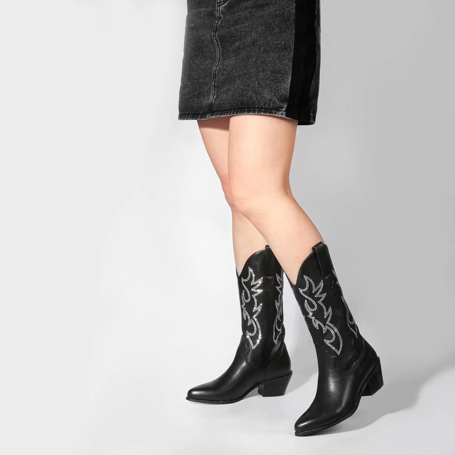 MUCCCUTE Cowboy Boots for Women Cowgirl Boots Wide Calf Pointed Toe Embroidered Fashion Western Chunky Pull On