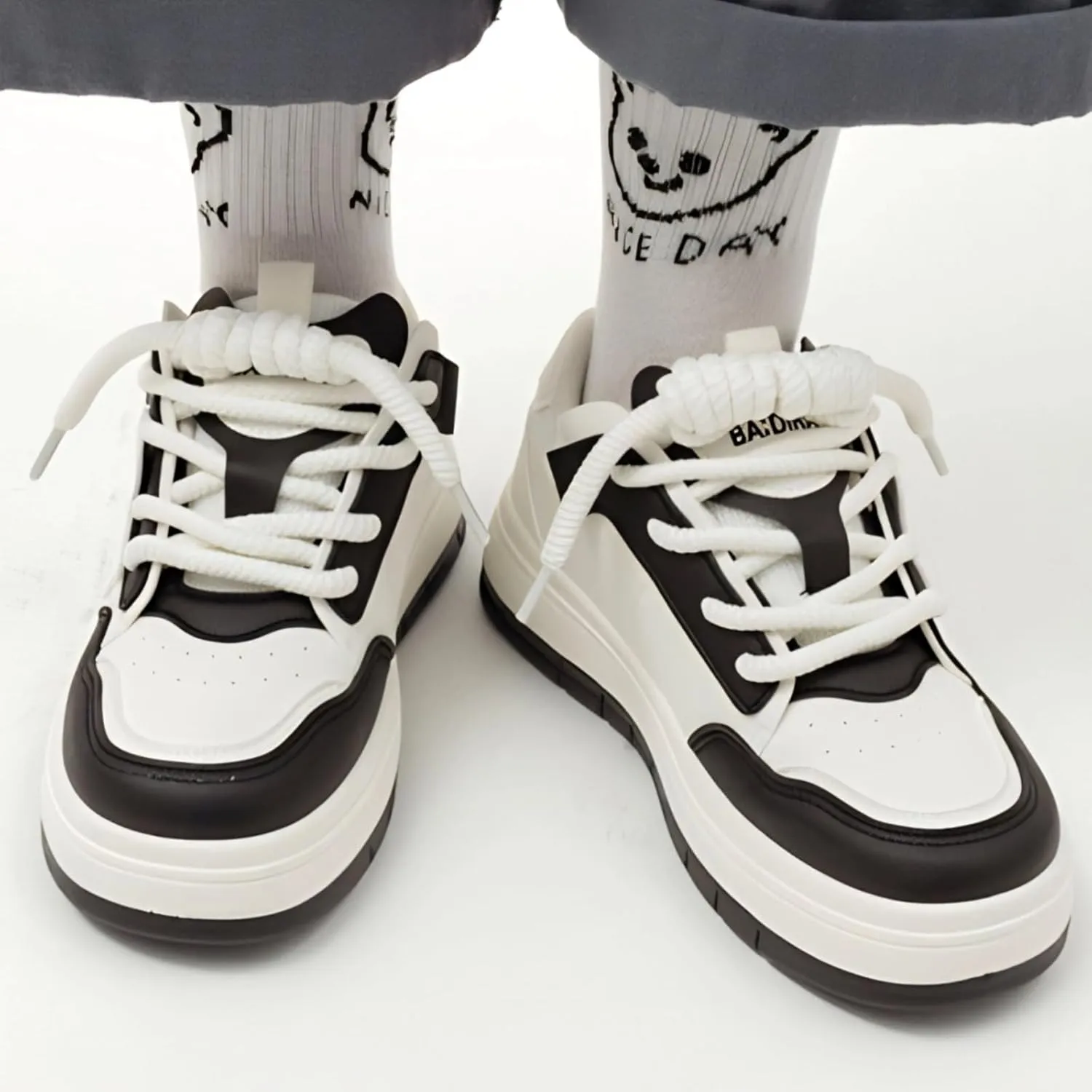 Star Shoes Walking Sneakers for Women Breathable Sporty Charm Y2K Aesthetic Cute Chunky Comfort Insole US 4-8
