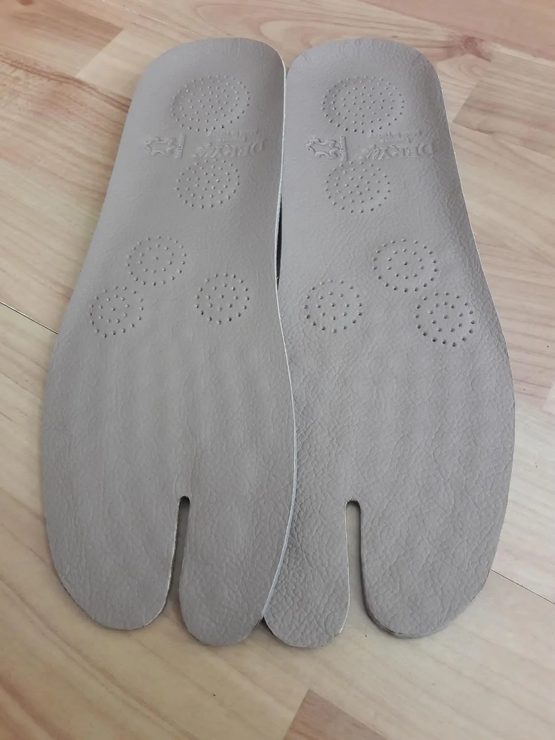 Tabi Orthopedic Leather Insoles, 5 massage point for Split-Toe Shoes, Traditional Japanese Shoes, Jika Tabi Boots, Tabi Pumps and all type of Tabis, Handmade Japanese Gift (43-44EU)