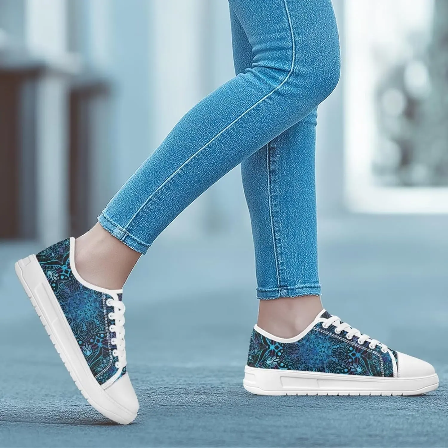 Women's Casual Fashion Canvas Sneakers Hand Free Low-Top Sneakers Lightweight Slip-On Loafers Walking Driving Shoes