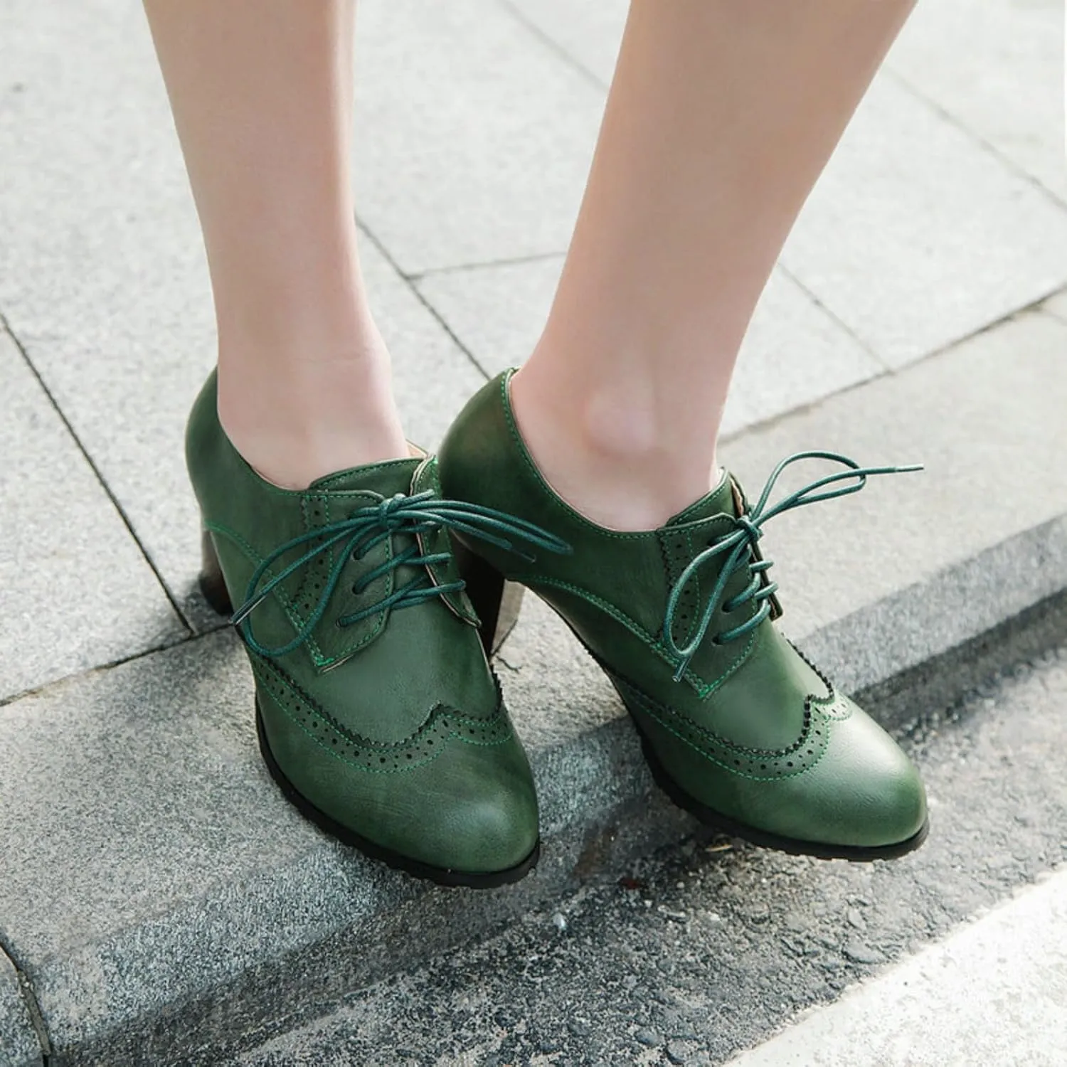 Women's Chunky Heeled Oxfords Round Toe Lace Up Stacked Block Heel Vintage Brogues Shoes Comfortable Wingtip High Heel Dress Pumps