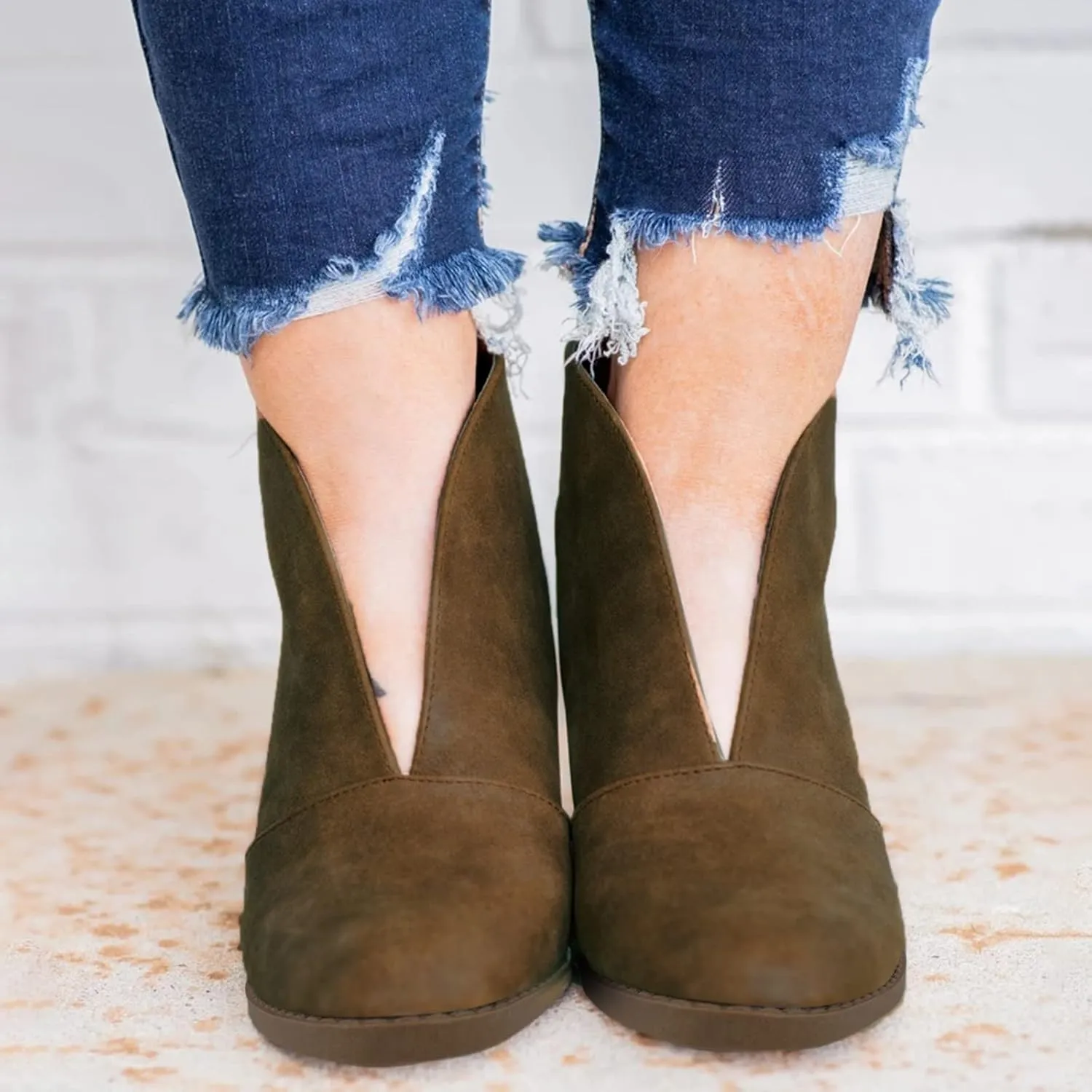 Women’s Front Deep V Cut Out Ankle Boots Slip on Lightweight Comfort Non-slip Middle Chunky Heel Booties for Women Casual Footwear