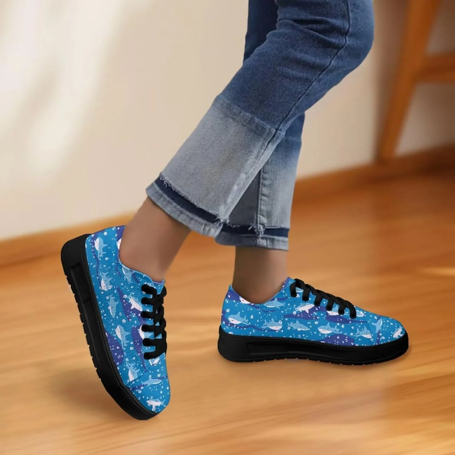 Women's Slip On Canvas Tennis Shoes Low Top Fashion Sneakers Casual Flats Walking Shoes Comfy Loafers US 5.5-13.5