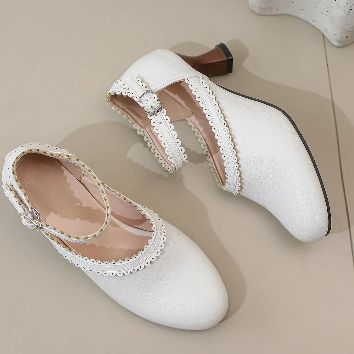 Women's Vintage Wingtip Oxfords Ankle Strap Cut Out Low Heel Brogue for Women
