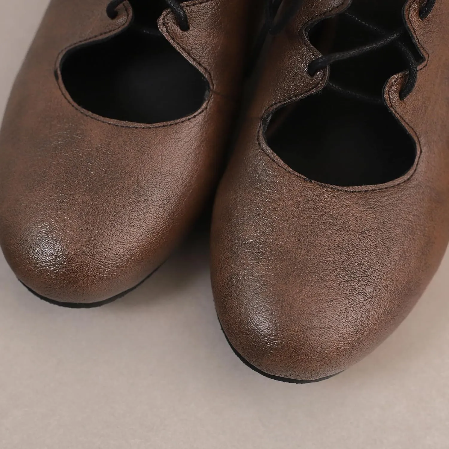 Women's Vintage Wingtip Oxfords Cross-Tied Cut Out Low Heel Brogue for Women