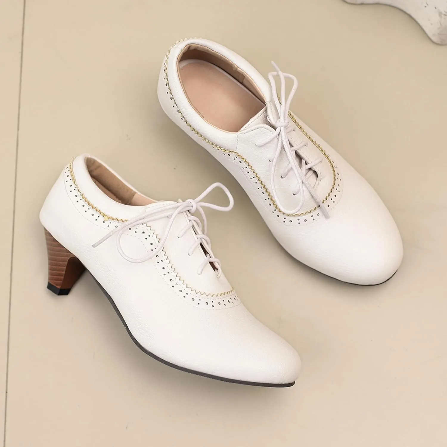 Women's Vintage Wingtip Oxfords Lace Up Low Heel Brogue for Women